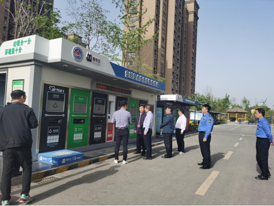 華展貓先生，智能垃圾分類設備廠家，定時定點生活垃圾投放點